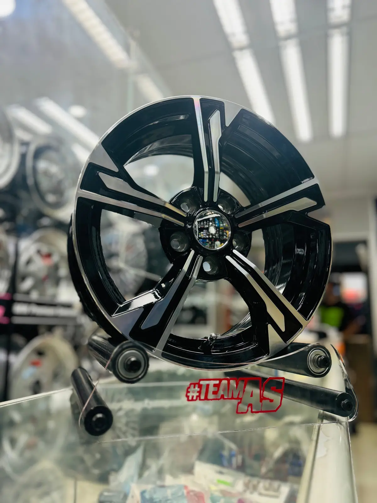 14” Polo M7051 5X100 1