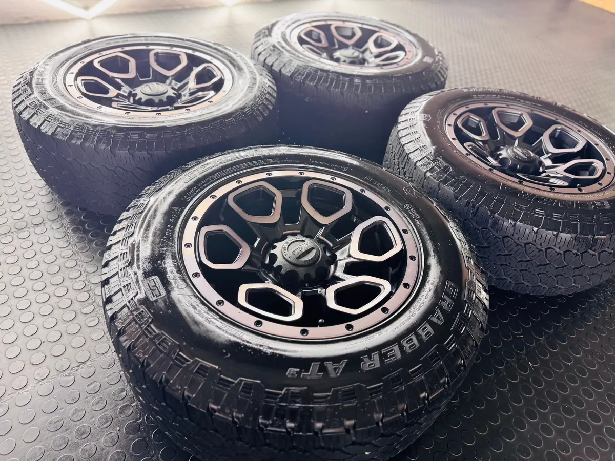 Rim & Tyre Combo Deal 17” Aline Summit + Grabber At3 Tyres Used 2