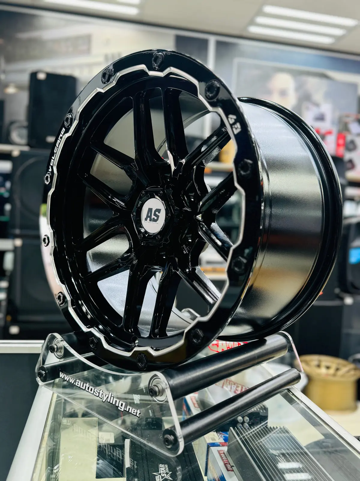 18” V63 6X139 Bakkie Rims Bm+Mill 1