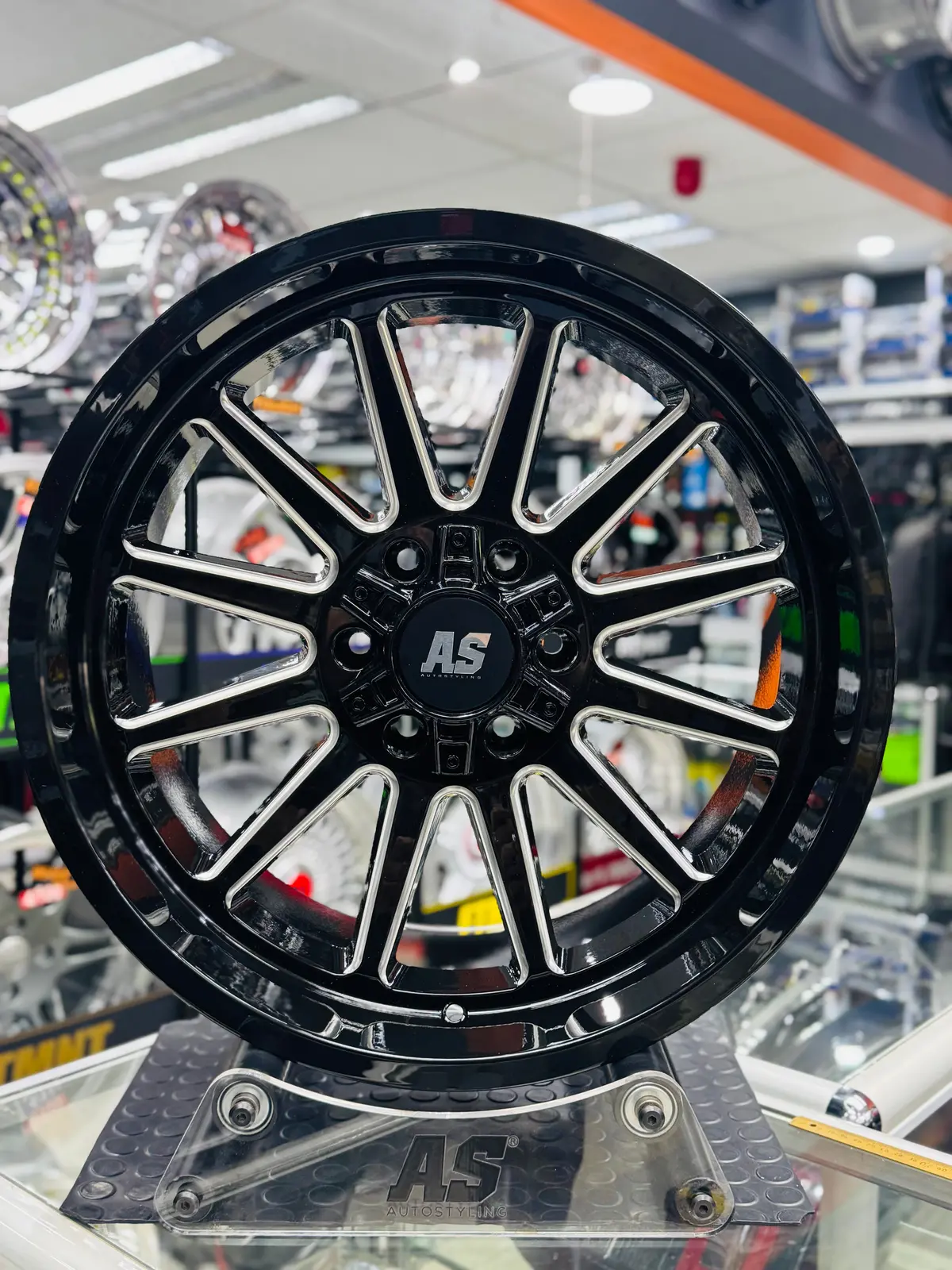 20” Concavo Series 320 Gloss  Black Bakkie Rims 6/139 Pcd 1