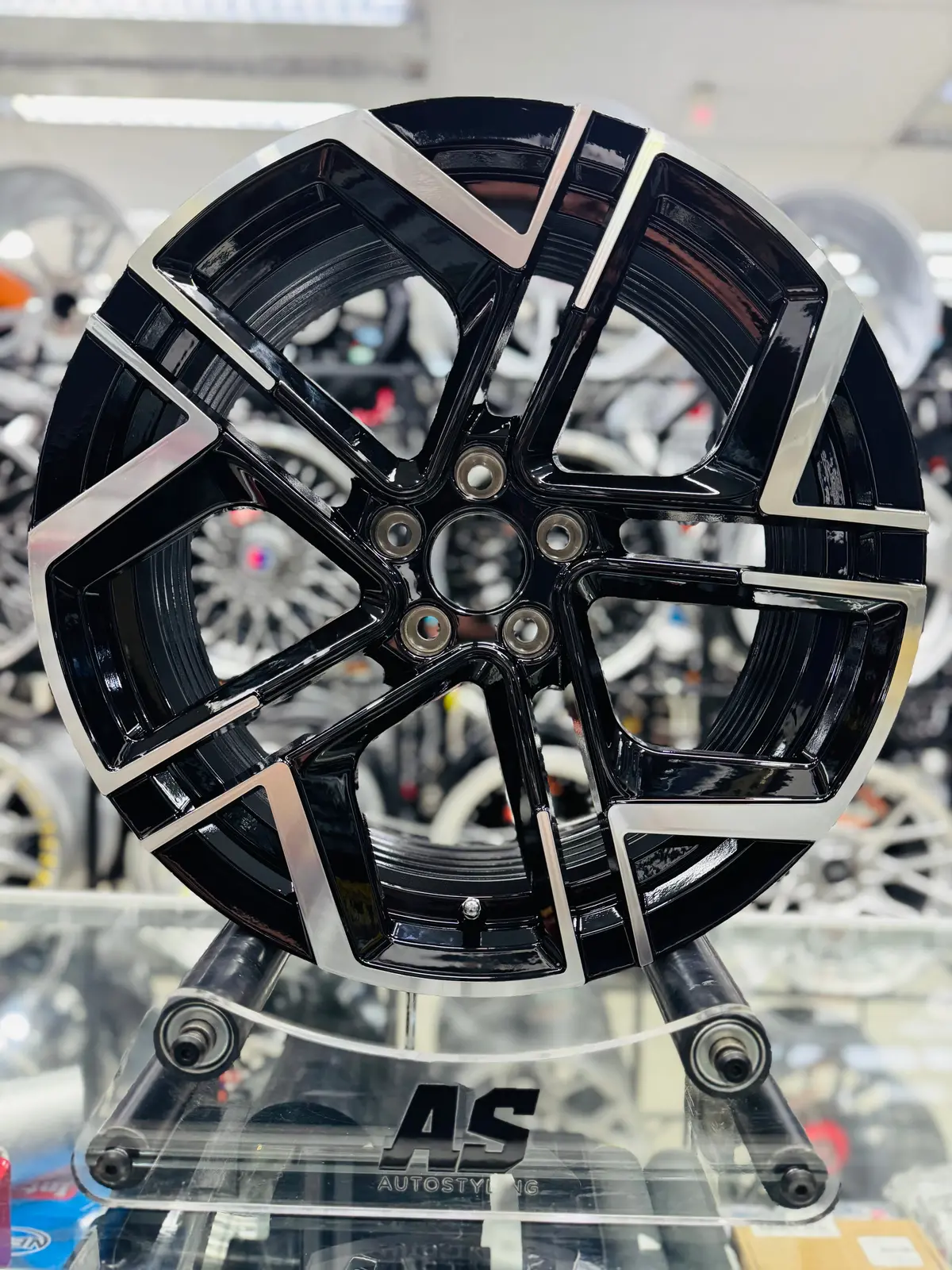 17” As- M8611 5/100 Rims 1
