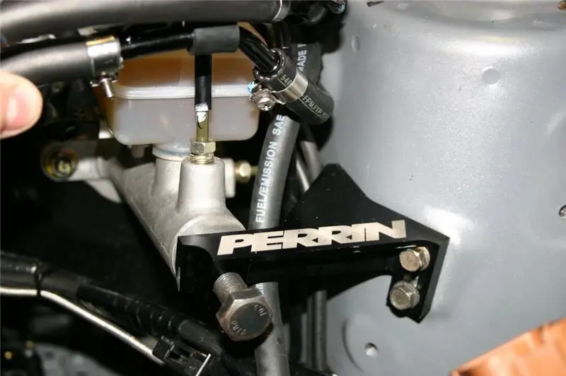 Perrin 02-07 Subaru Wrx/Sti / 04-07 Forester Xt Master Cyllinder Support Bracket - Black 2
