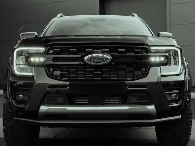 Ranger T9 Grill Wildtrak X Style Led Gloss Black 1