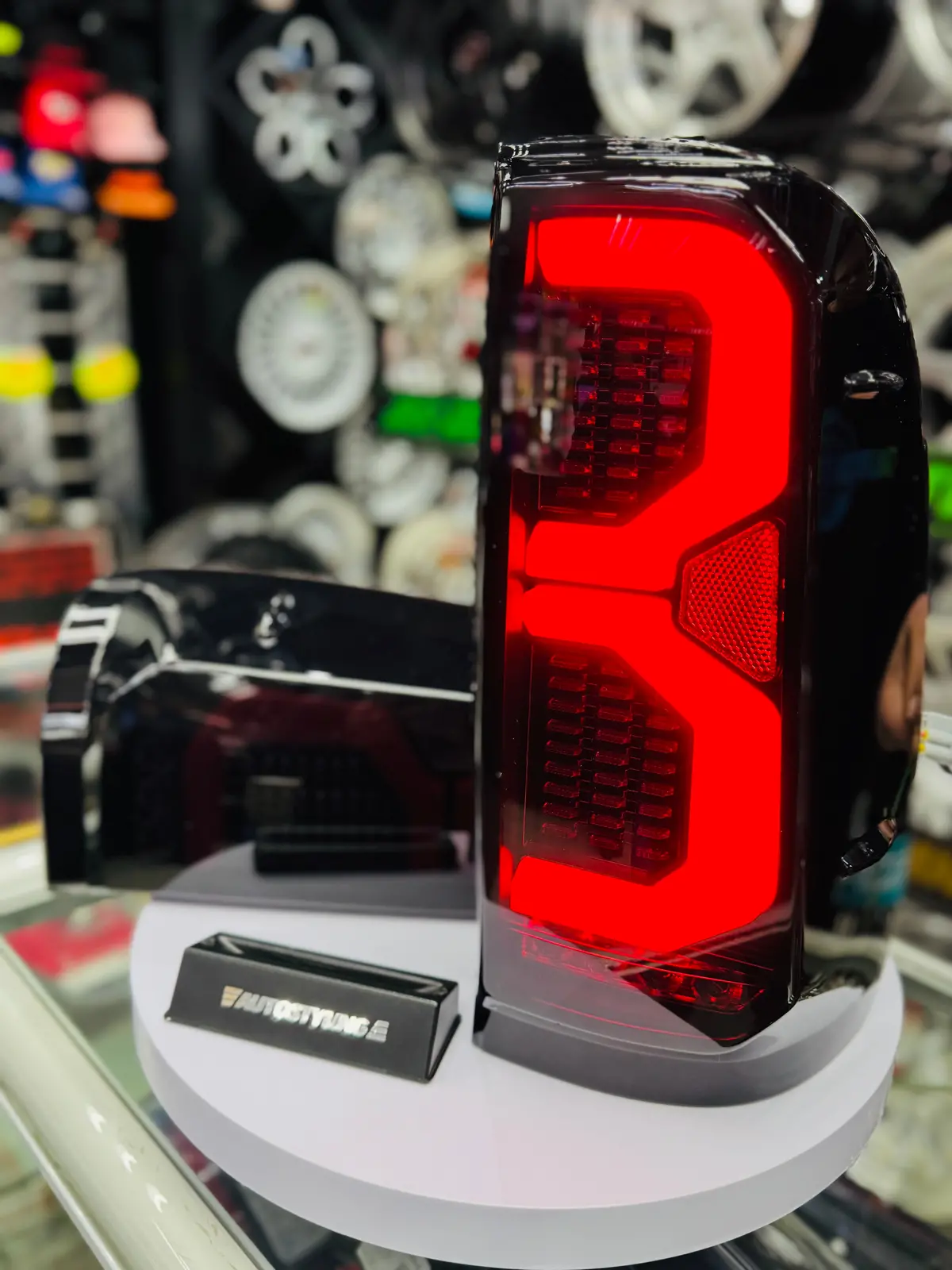 Toyota Hilux Vigo D4d  (05-08) Led Tailights Smoked Blk 1