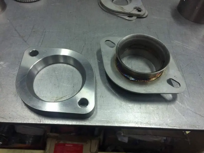Invidia 08+ Subaru Wrx/Sti 3In Downpipe To 2.5In Exhaust Adapter 1