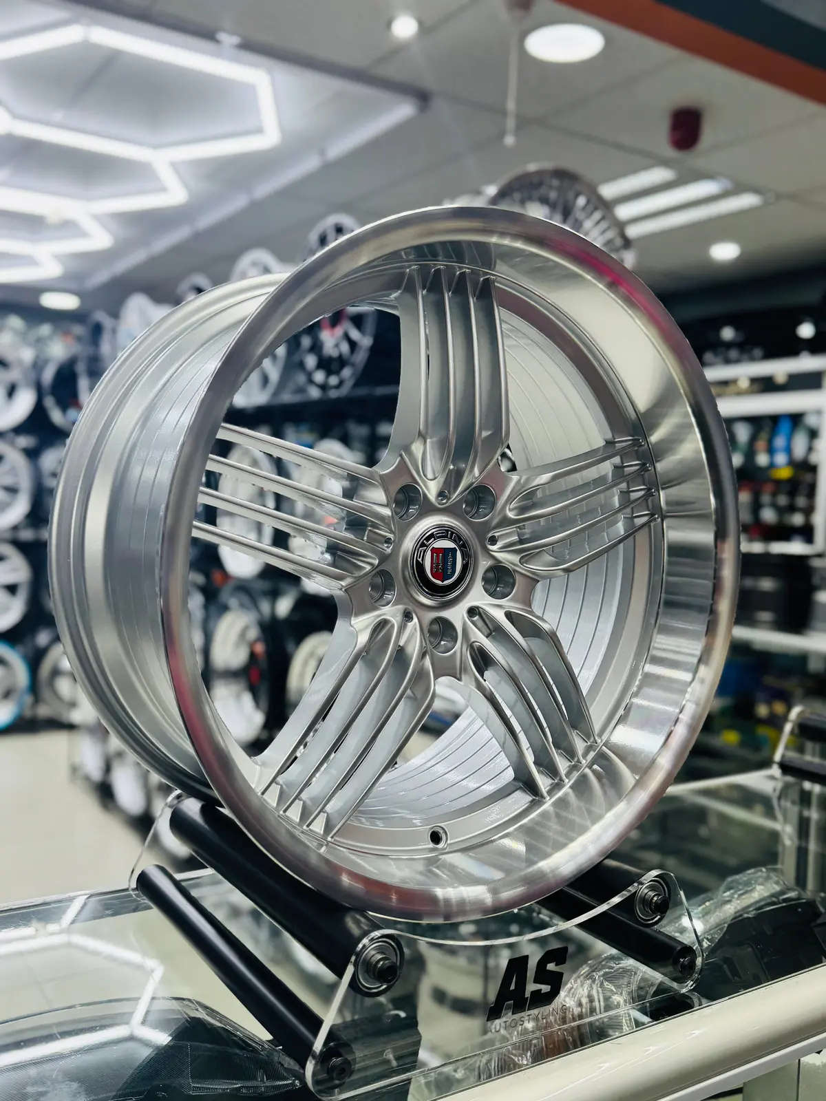 18” Alpina Dynamic 5X120 2