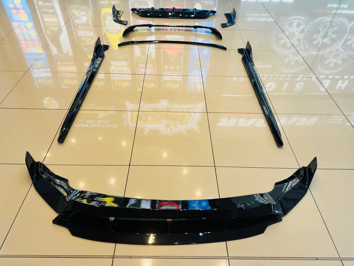Bm X5 G05 Facelift 2023+  Blk Warrior Kit Small Wing 1