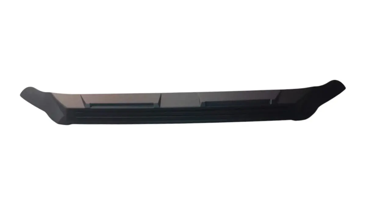 Bonnet Guard Navara 2022+ Stick On Matt Black 1