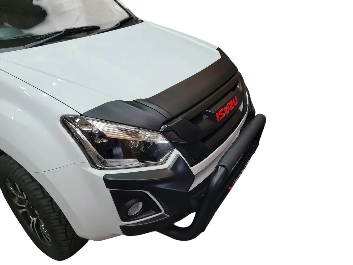 Bonnet Guard Isuzu Gen 6 2016+ Stick On Matt Black 2