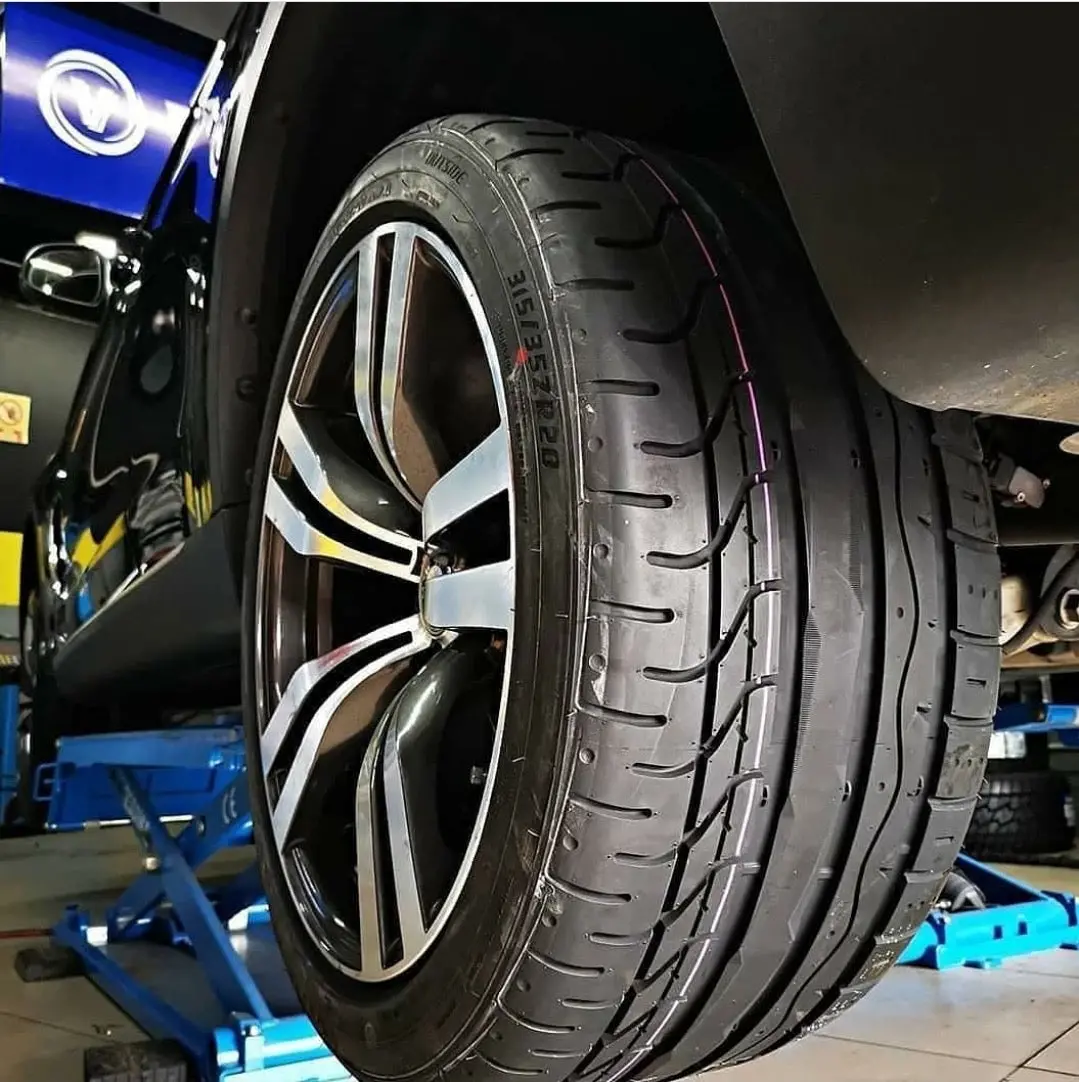 20” Tyre Combo 275/40/20 & 315/35/20 For X5  Combo Vitour Formula Spec Z 1