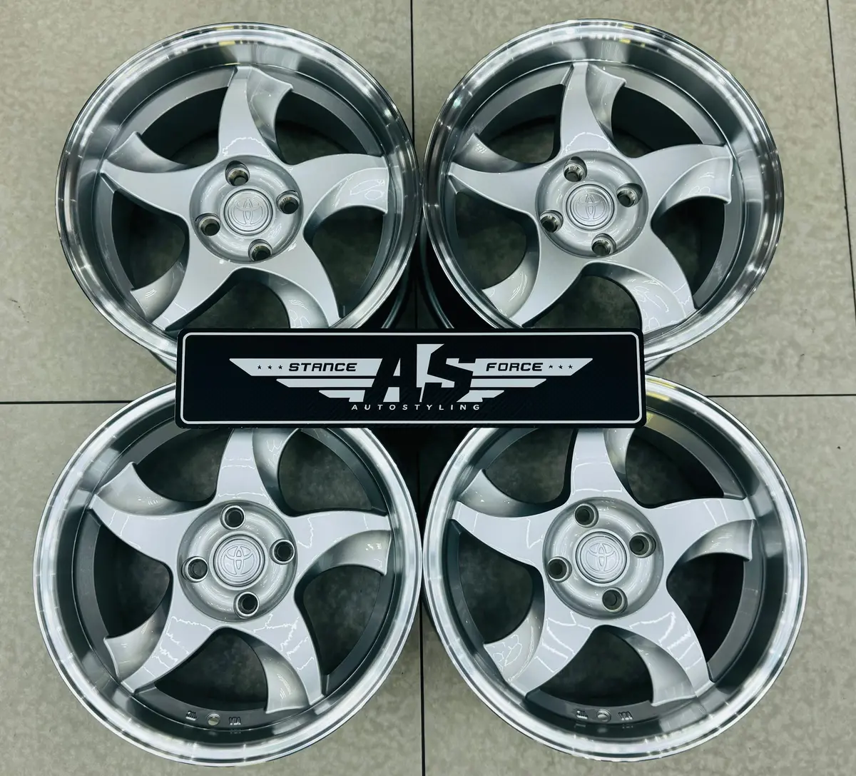 15” As-Rxi Blades Dished Silver 1