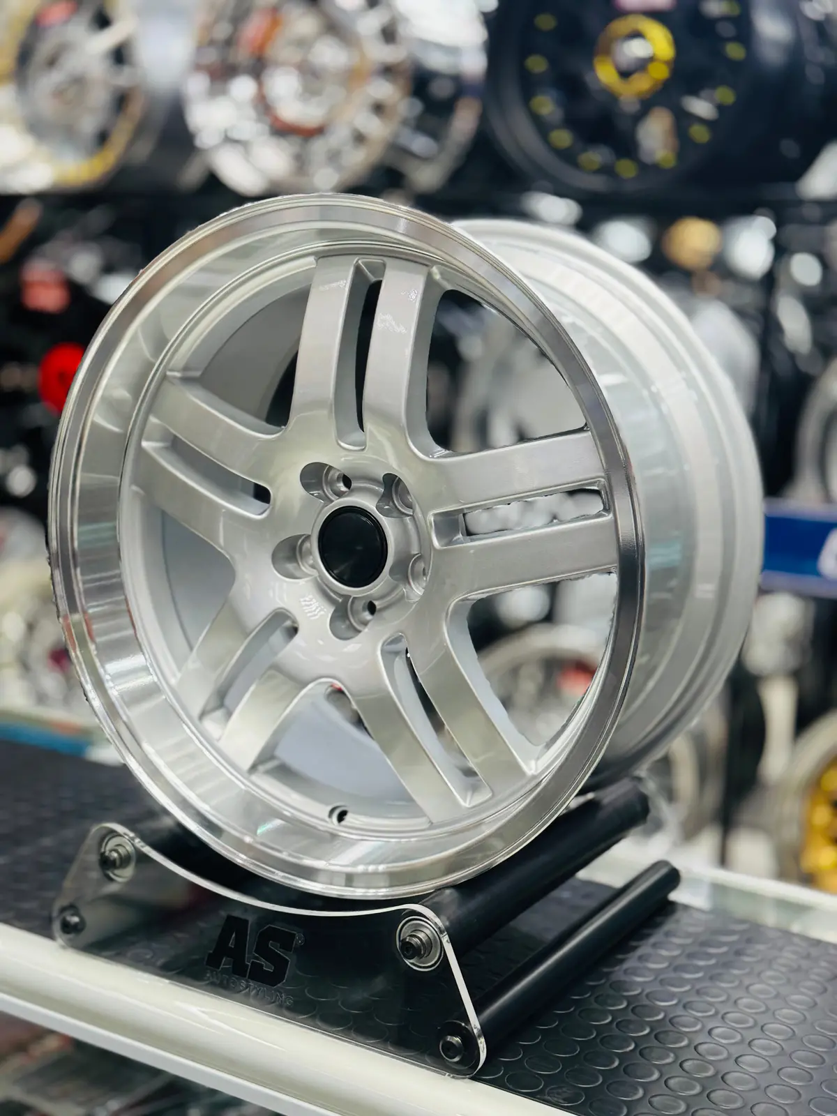 17" As- Tdi Step  5/100 Silver Wheels 1