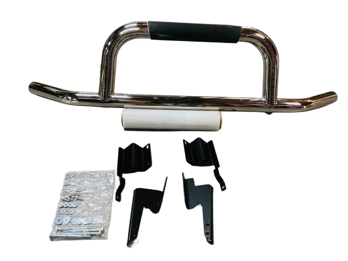 Toyota Quantam  Nudge Bar & Rubberchrome 1