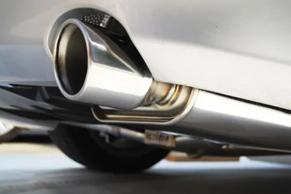 Invidia 06-11 Is250/Is350 Q300 Axle-Back Exhaust 2