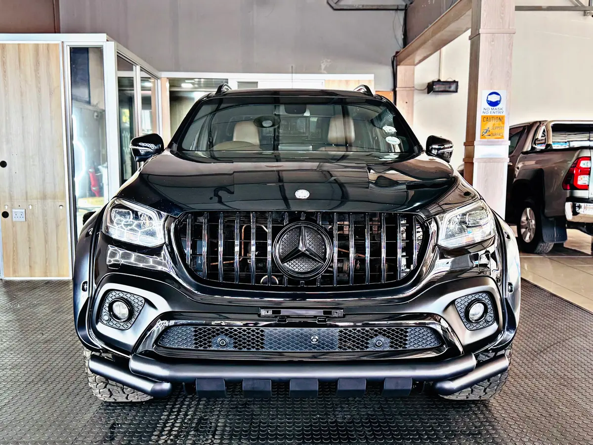 X-Class Gt Style Grill 1