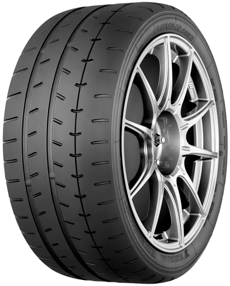 Yokohama Advan A052 Tire - 245/40R18 97Y 1