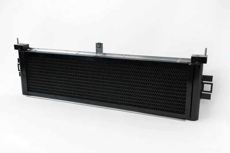 Csf G8x M2/M3/M4 High Performance Engine Oil Cooler 1
