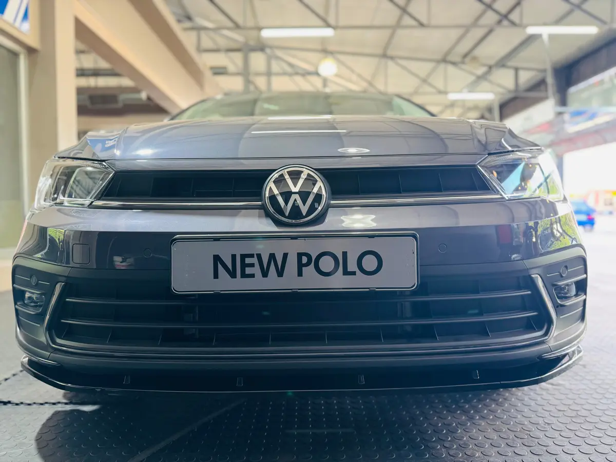 Polo 8 3Pce Spoiler No Wing 1