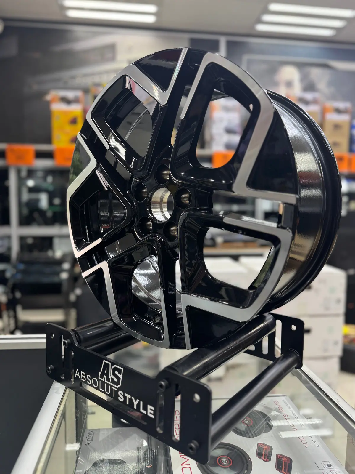 17” Av 79 5/100 Black Machine Face 2