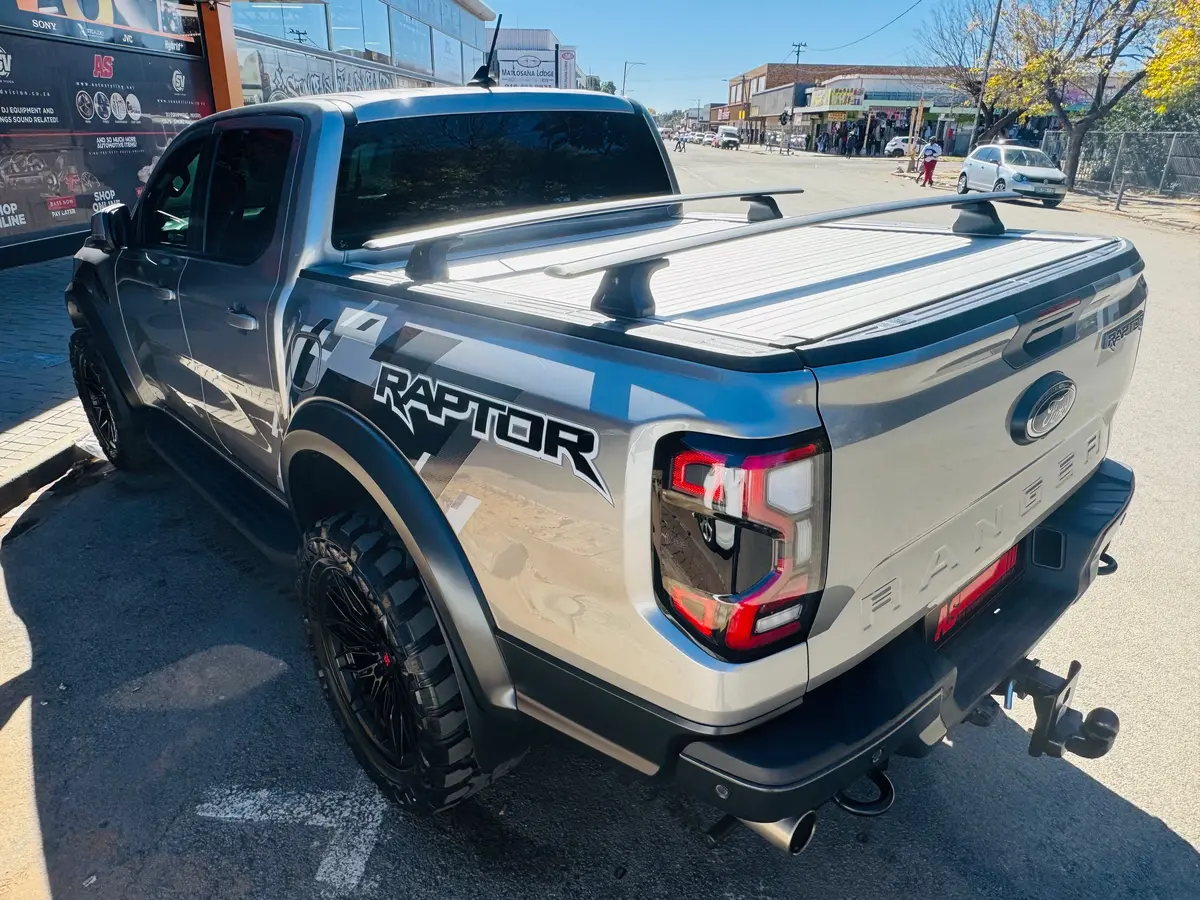 Ar-Line Cross  Bar For Most Bakkies 1
