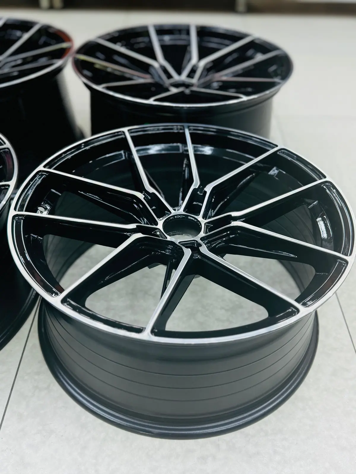 20” L80 5X120 Pcd Narrow Wide Wheels 2