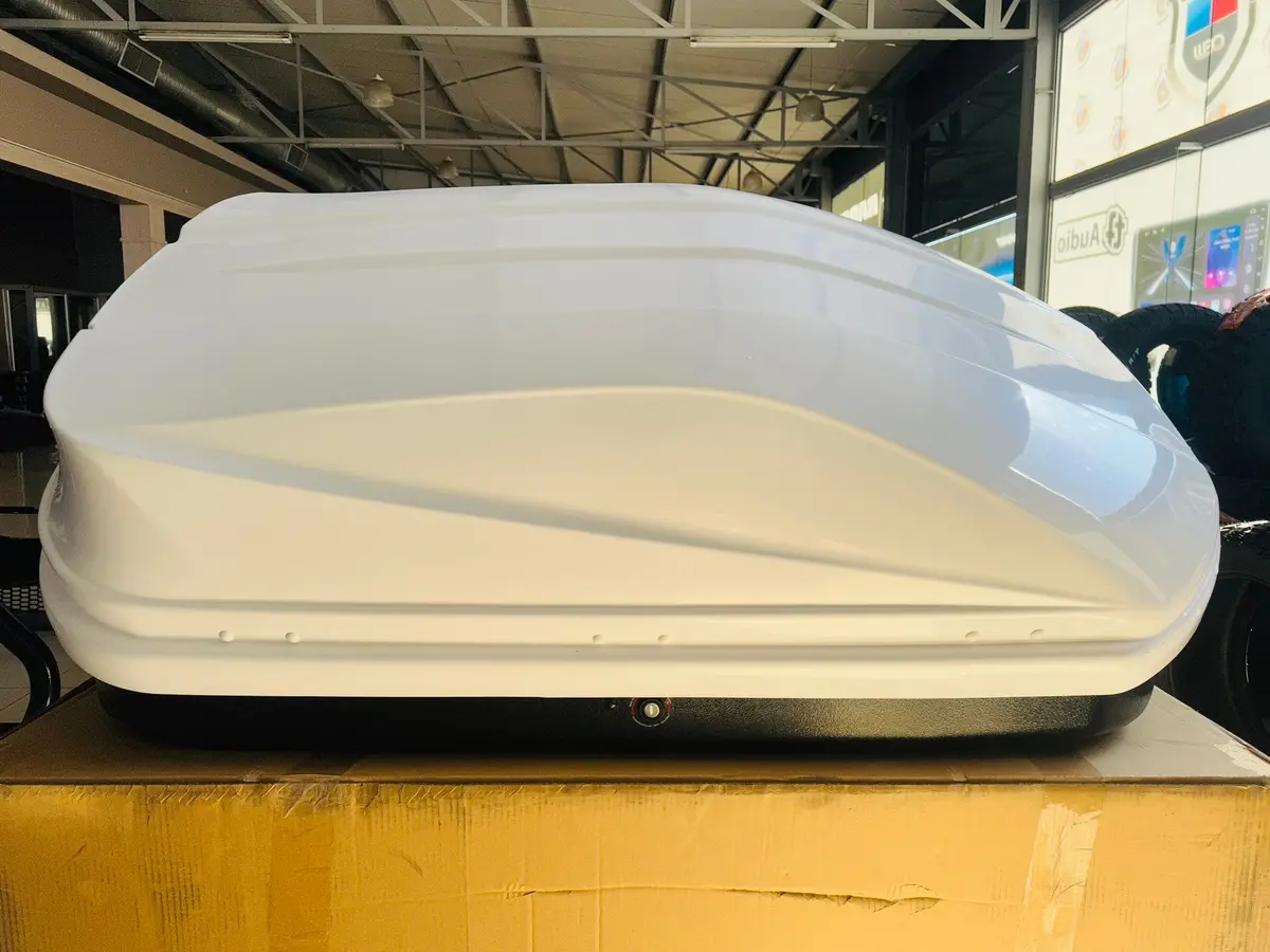 Roof Box 500L Abs Plastic White Top 1