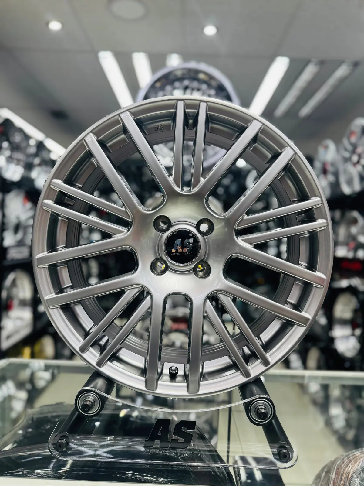 17" As- Vdub Exor  Reps 4/100 Silver Wheels 1