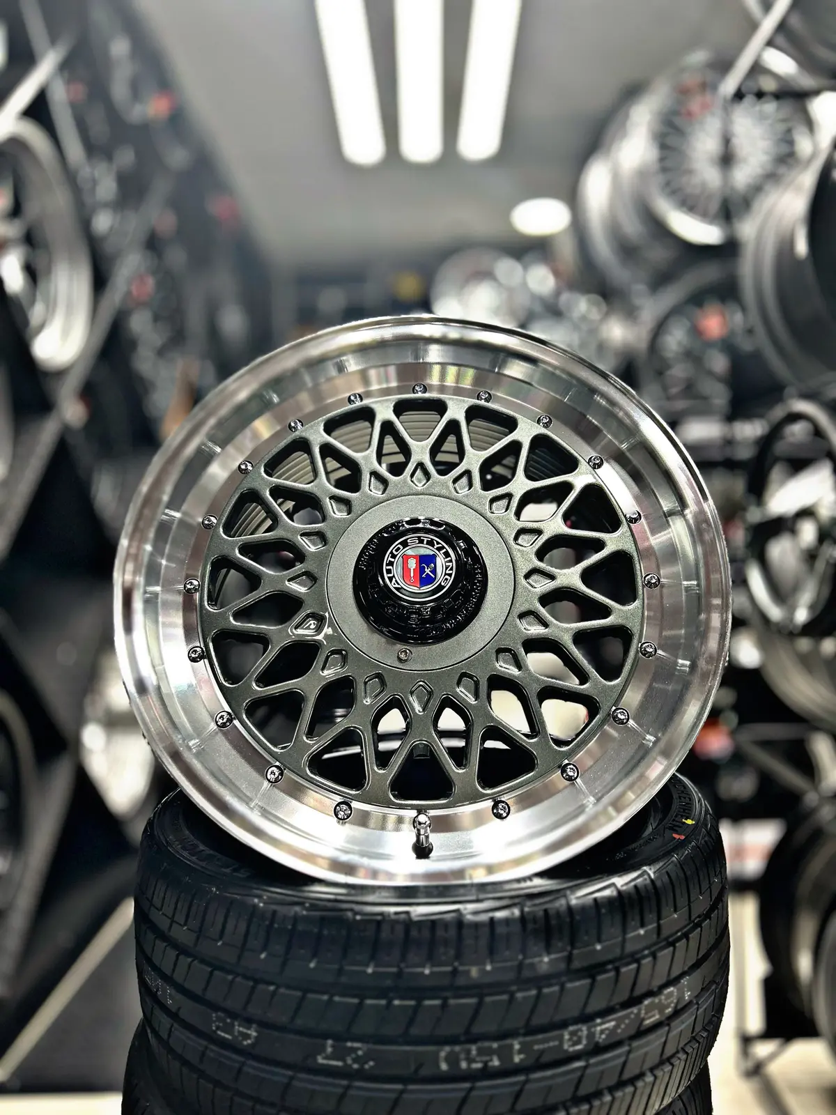 17'' As-P- Mesh 4/100 4/108 Gunmetal Wheels 1