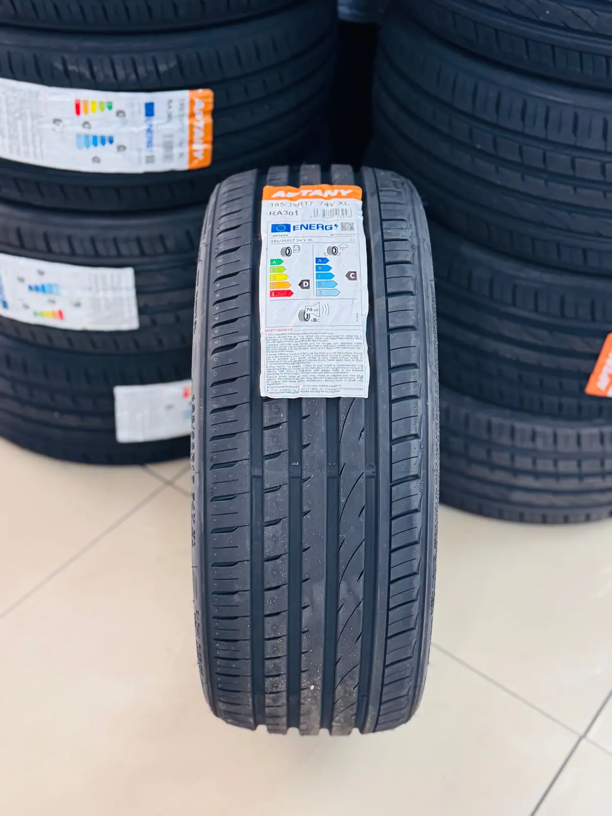 185/35/17 Aptany Tyre 1