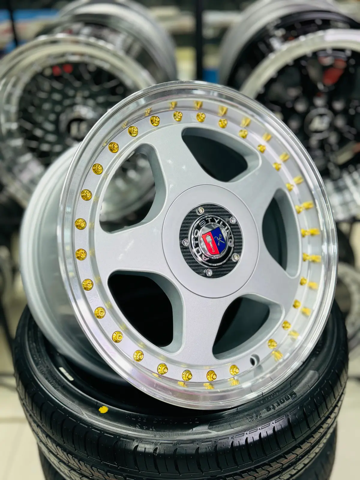 15” As-Futura 4/100/114 7Jays 1