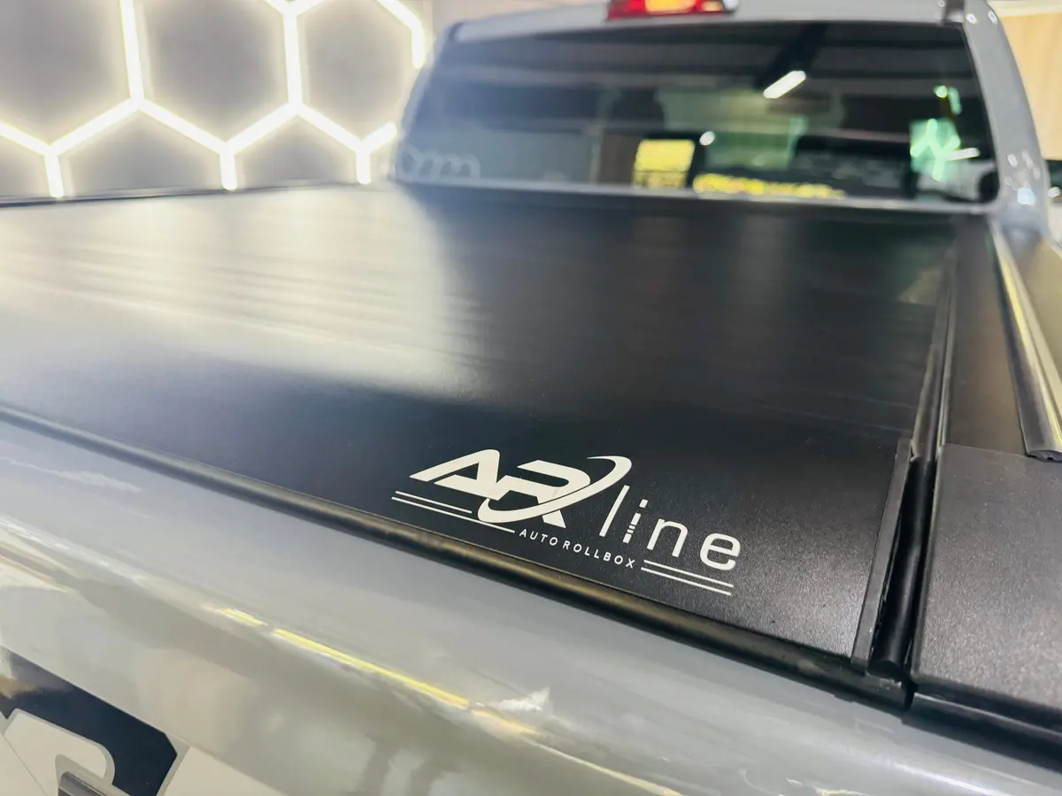 Ar-Line Electric Roller Shutter For Ford Ranger / Raptor Display Unit ( Basically  New ) Save R15000 1