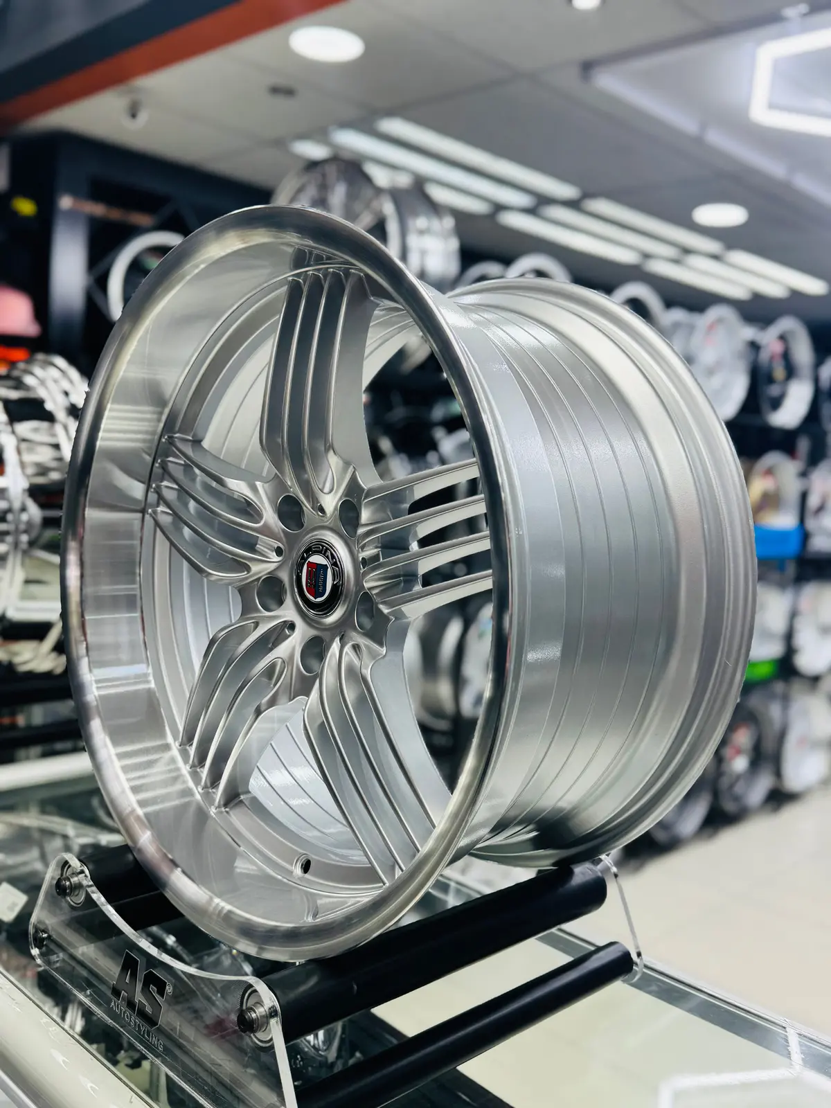 18” Alpina Dynamic 5X120 3