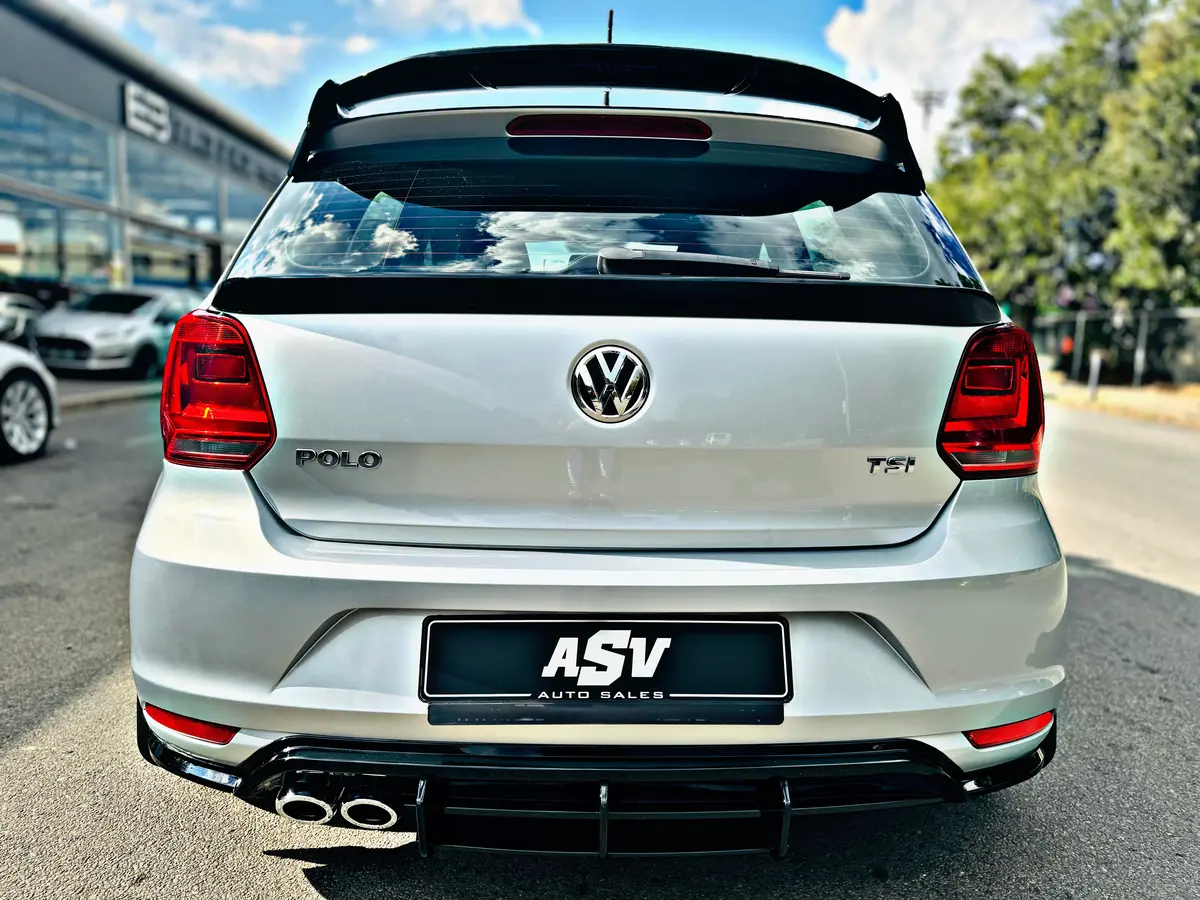 Polo 6 Mid Boot Spoiler 1