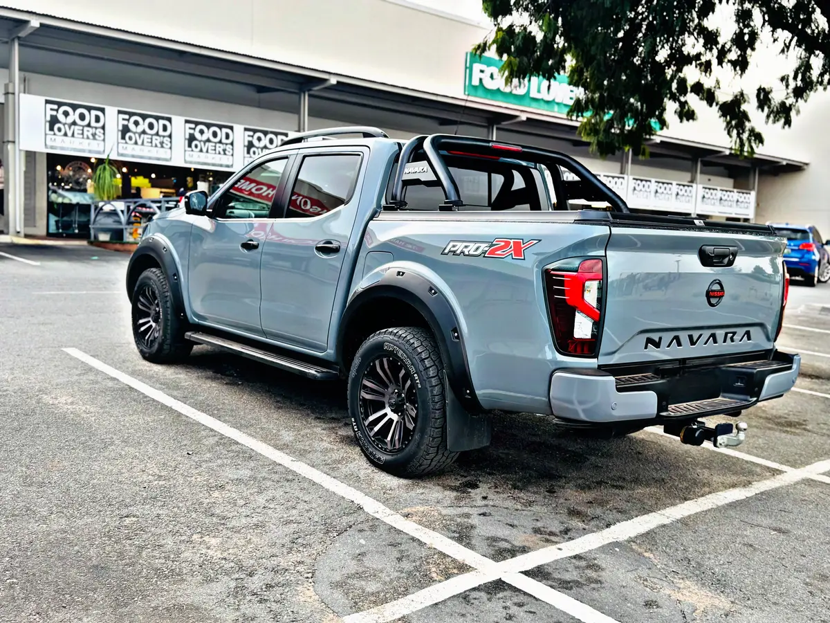 Nissan Navara 2021+ Fender Flares  Arches Big 1