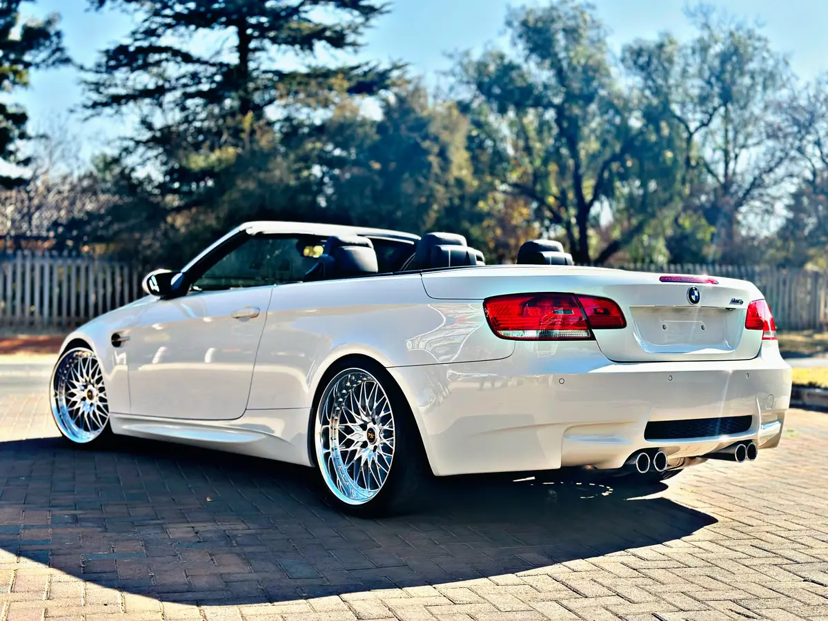 2009 E93 M3 Convertible 1