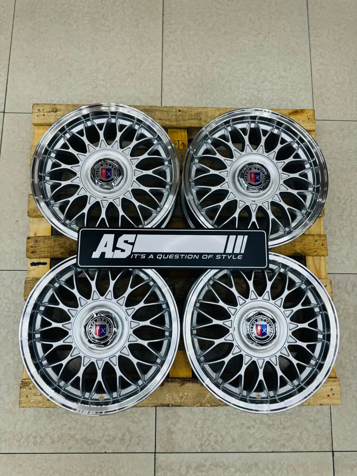 15” Vura Bb5  4/100 & 4/108 Or 5/100 & 5/114 Multi Pcd 1