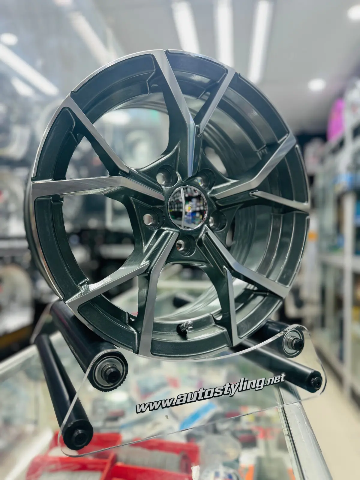 14” Polo M7050 Mk8r Gunmetal  5X100 Rims 1