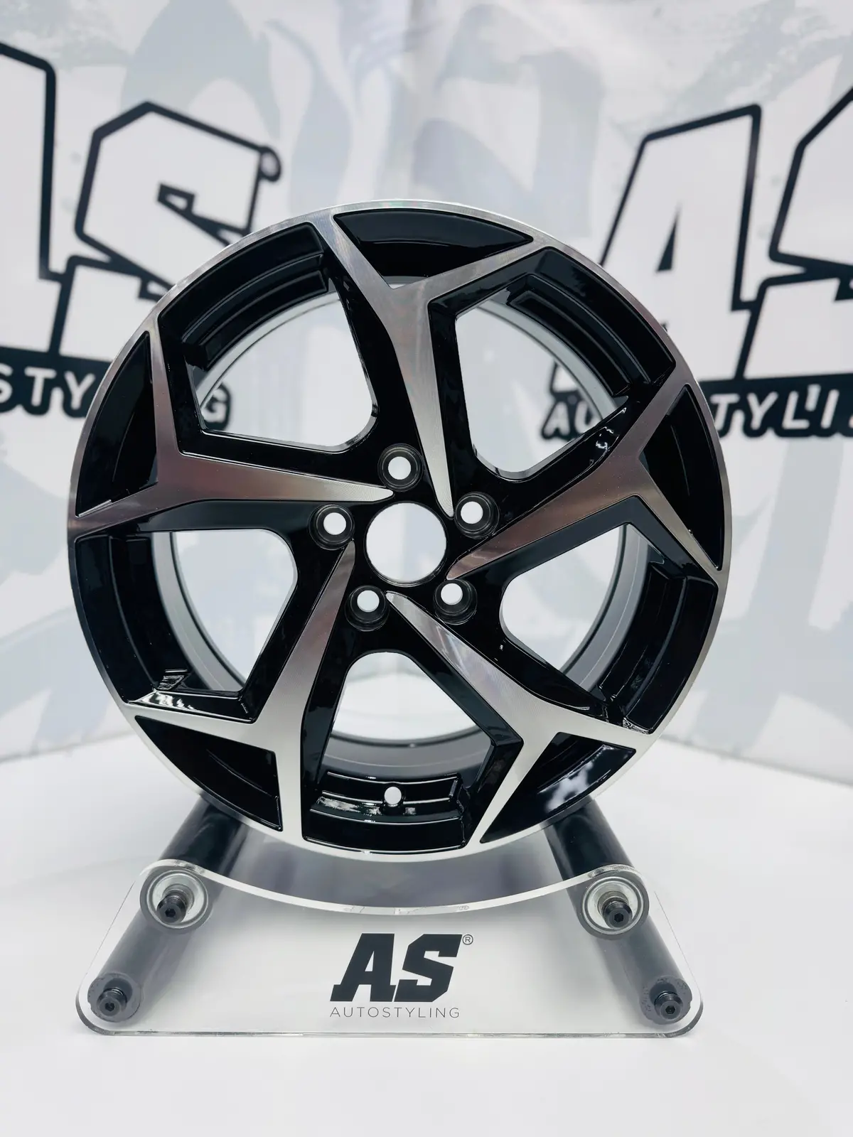 15” Rline 5X100 Wheels 1