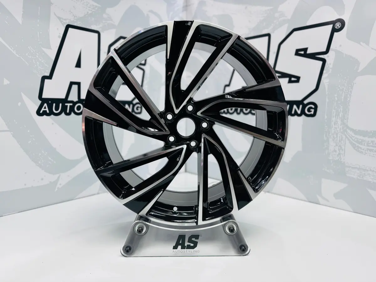 17” Vdub  Adelaides 5/100 1