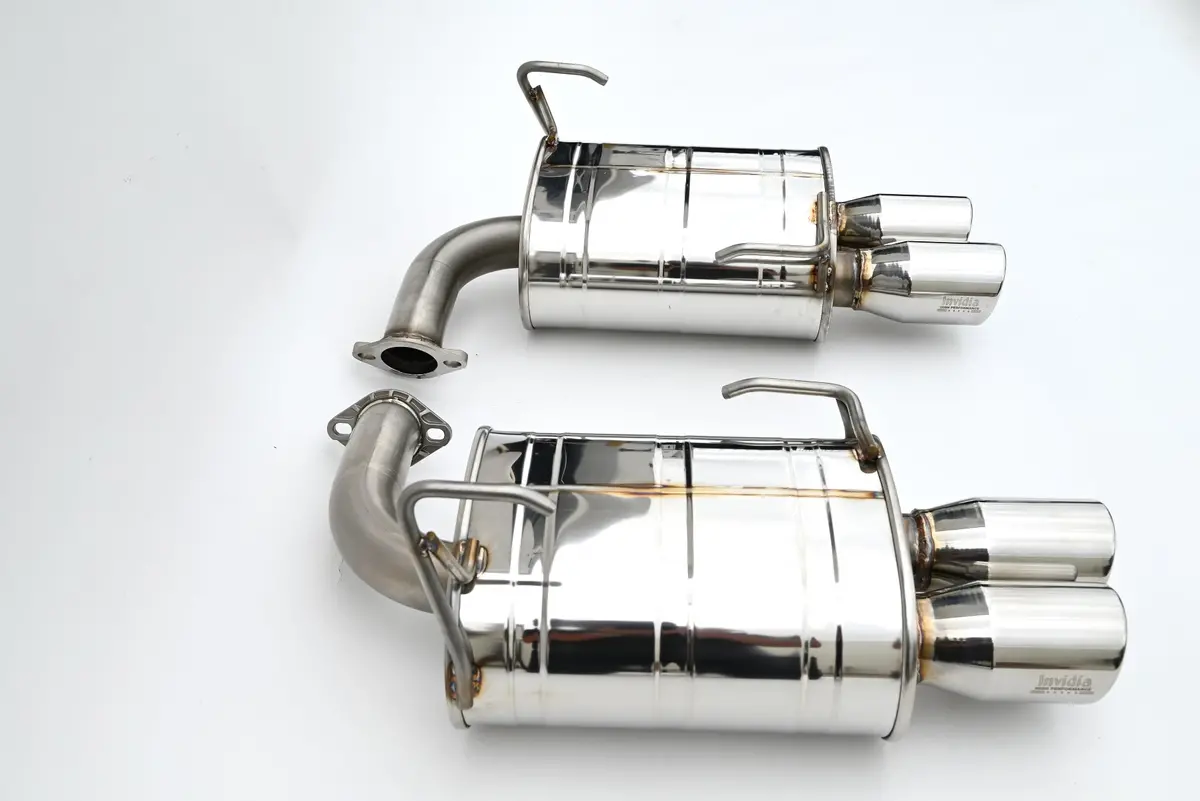 Invidia 2022+ Wrx Q300 3.5" Rolled Dual Wall Stainless Steel Tip Axle Back 1