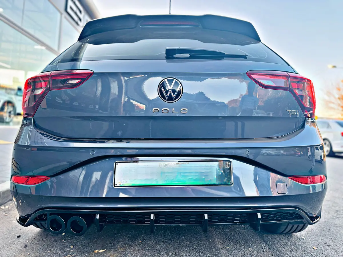 Vw Polo 8 / Aw Tsi To Gti Style Ak Rear Diffuser Gloss Black 1