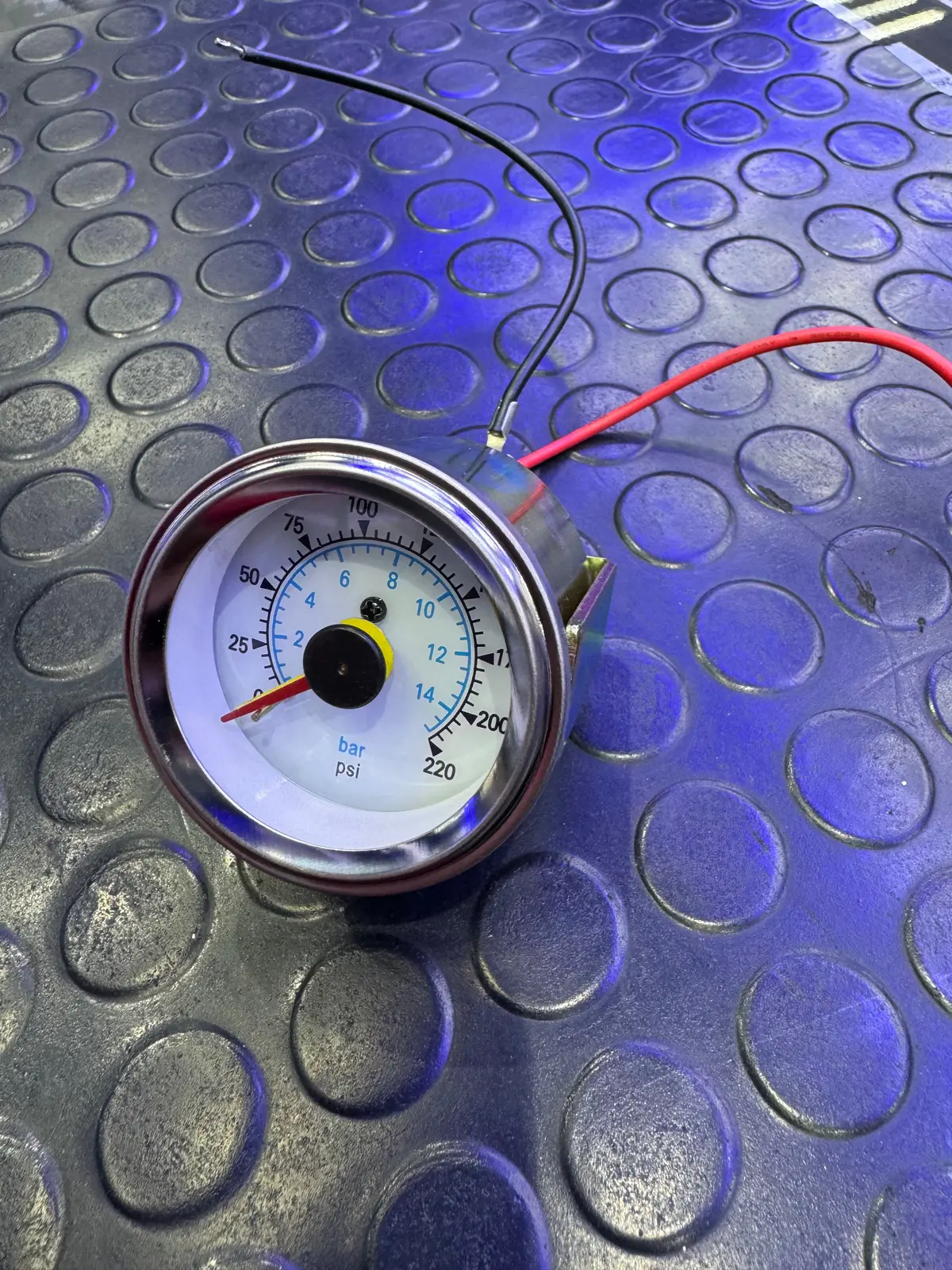 Dual Needle Air Gauge 1