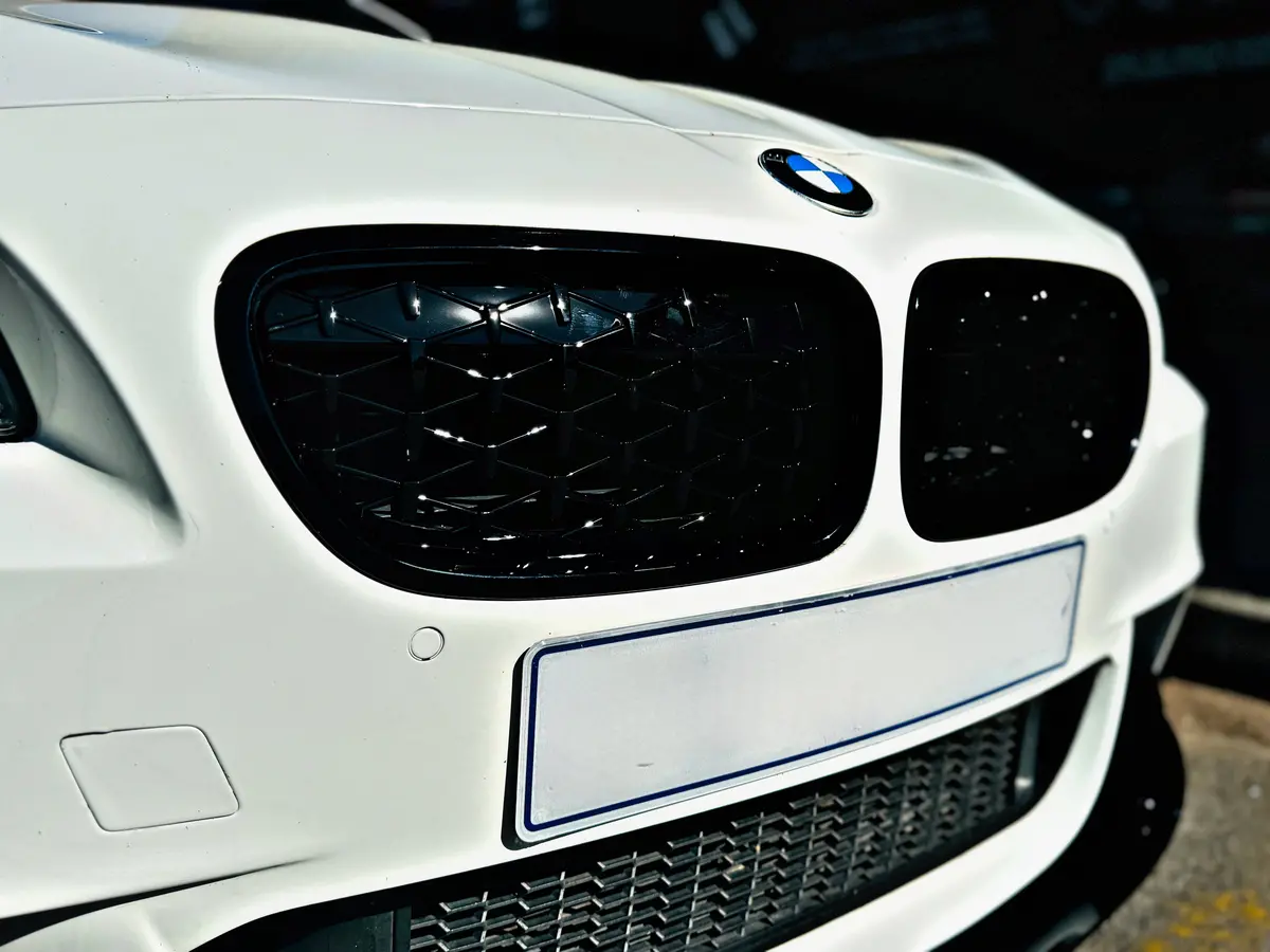 Bmw F10 Pre Facelift Million Star Kidney Grills Gloss Black 1
