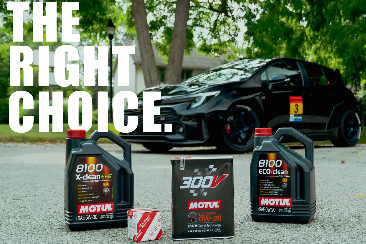 Gr Corolla 5W30 Motul Oil Change Kit 1