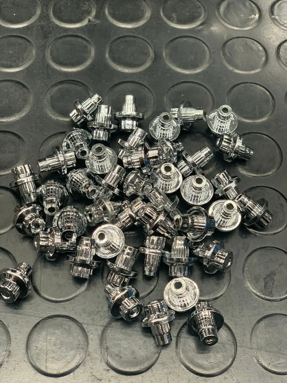 Plastic Wheel Rivets Chrome 1