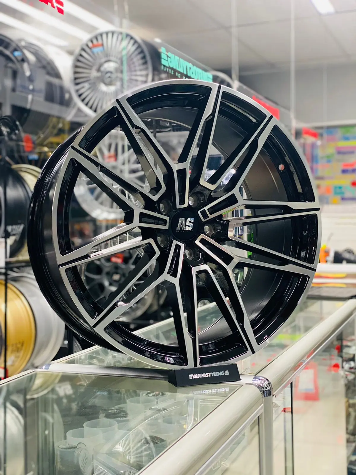 19”  M8026/8027 As-G80 5X112 Machine Face Blk 1