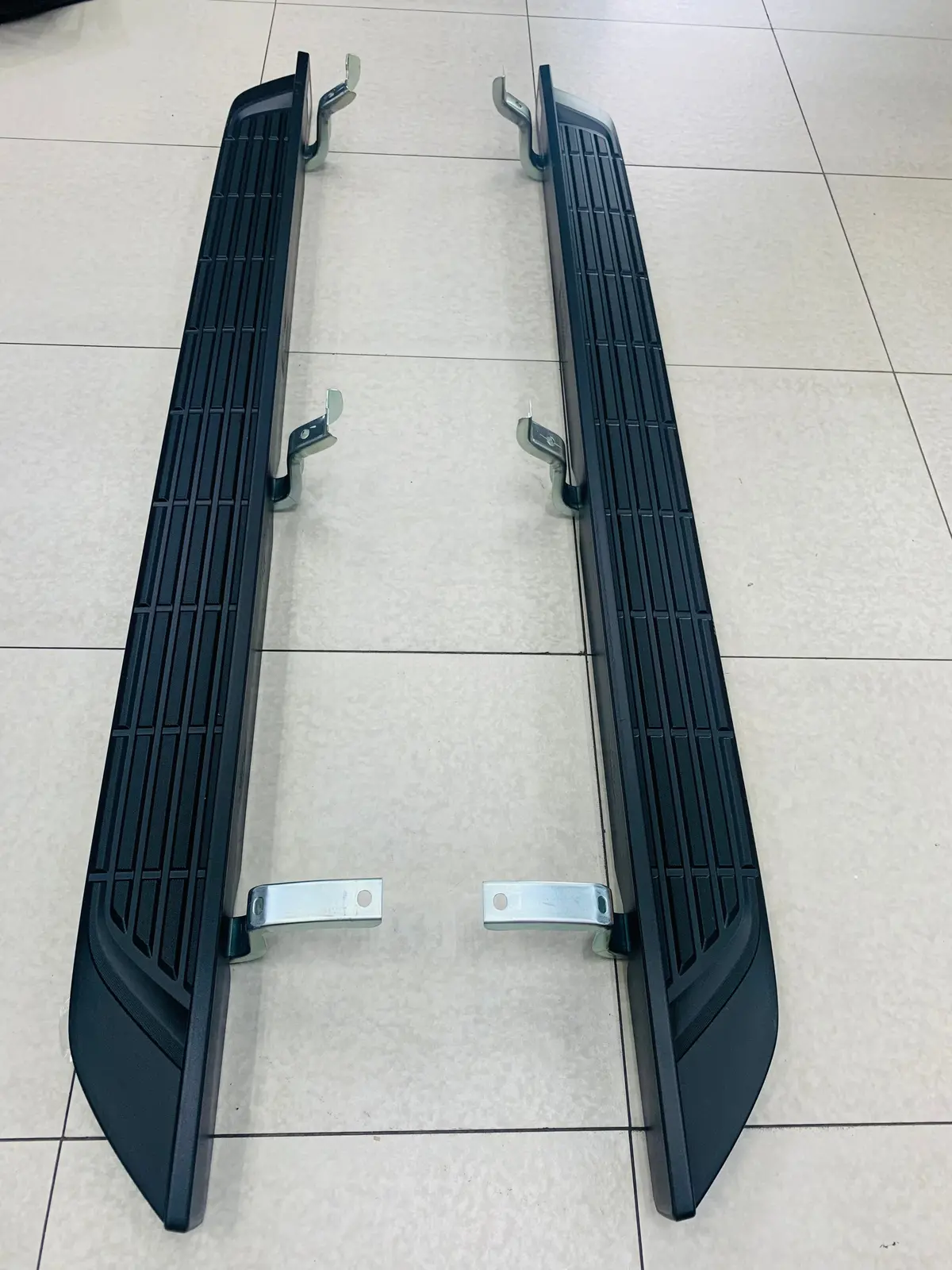 Ford Ranger 2018+ Wildtrak Oem Side Steps Brand New 1