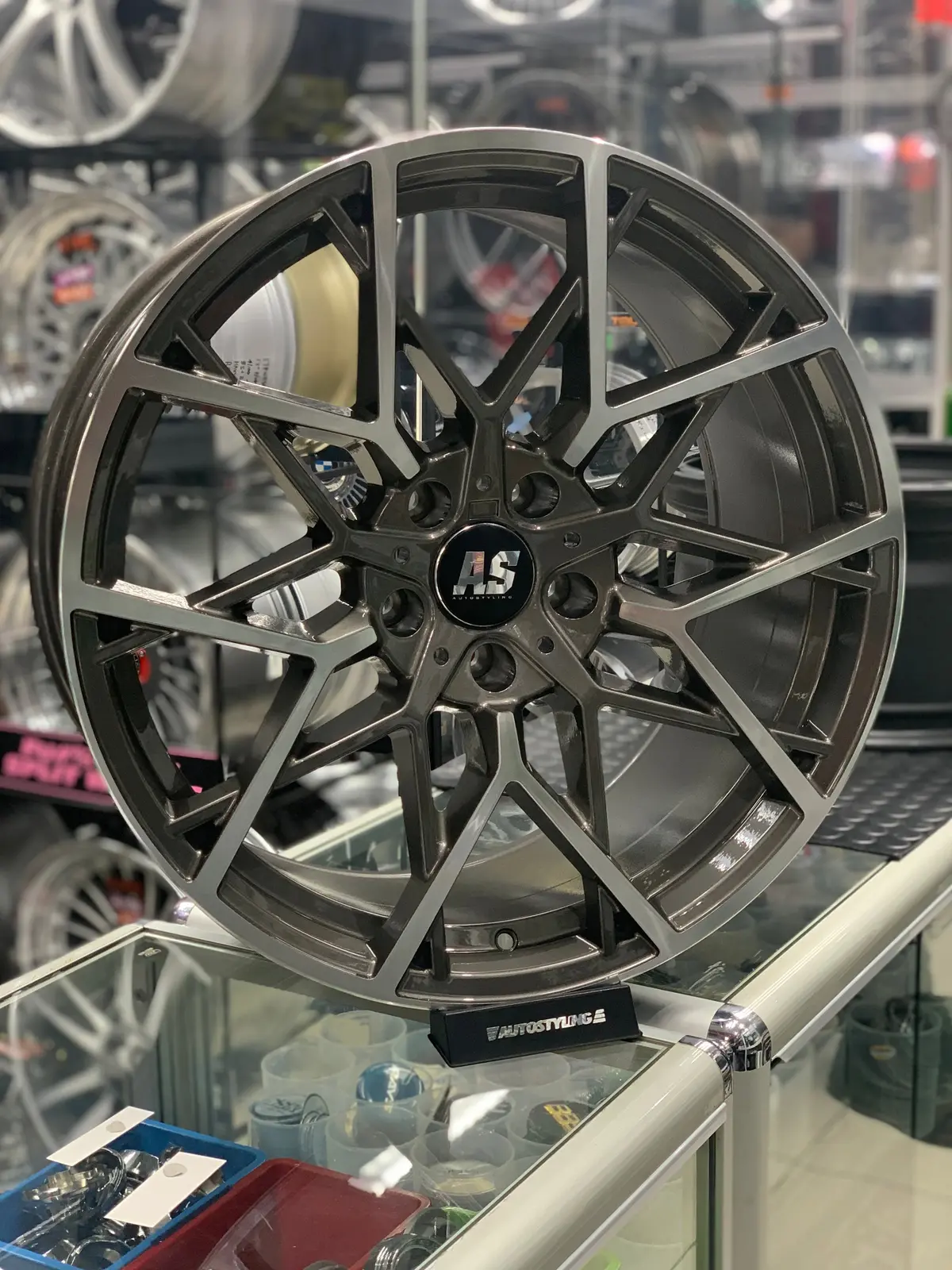 20” M8 As-245 5/120 8.5/10J Gunmetal 1
