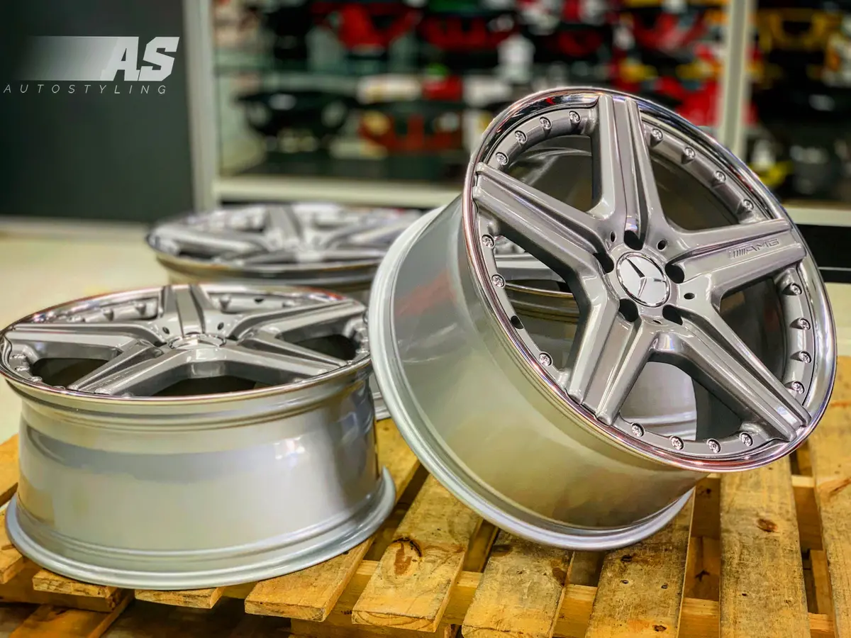 19” Oem Amg 2Pce Split Wheels 1