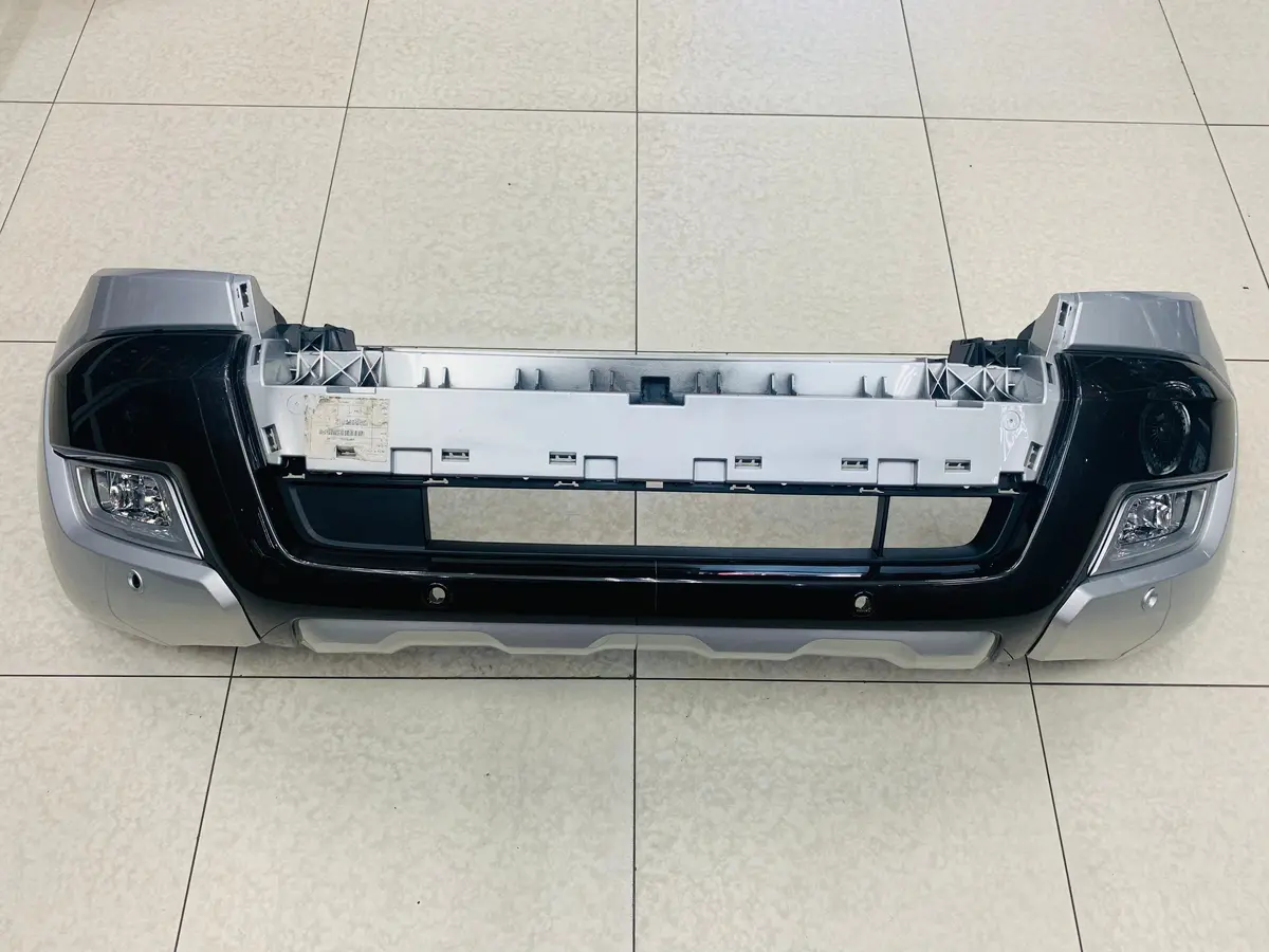 Ford Ranger Wildtrak Oem Front Bumper With Fogs 1